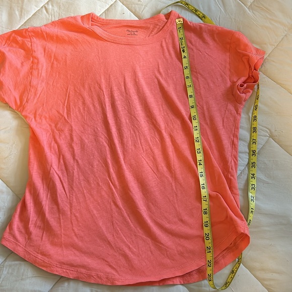 Madewell coral pink crewneck tee - Picture 6 of 8